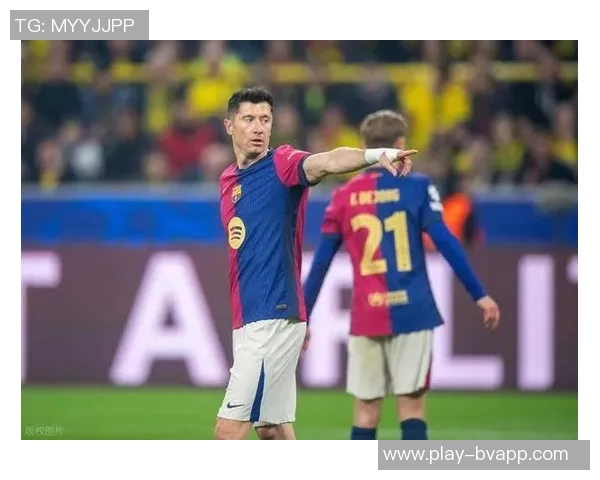 巴萨拜仁米兰争夺战升级巴萨欲引弗拉霍维奇接班莱万